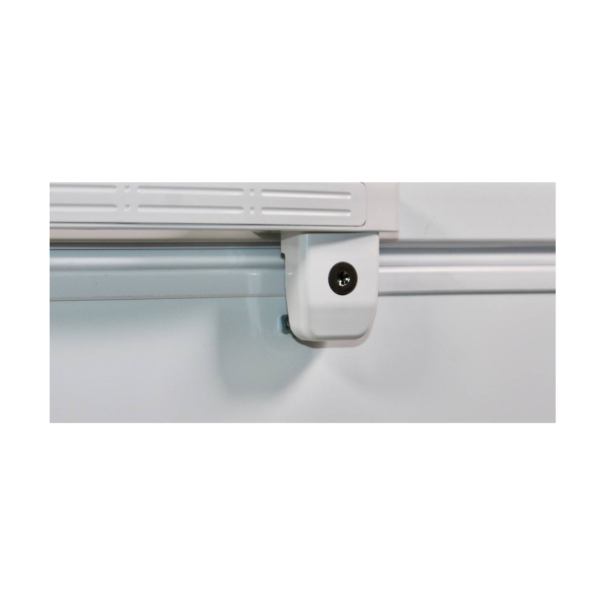 Magic Queen MQF145 Congelador Dual de 145 LTS- Con Interior y Gabinete Blanco
